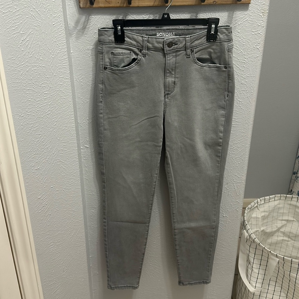 Sonoma skinny jeans